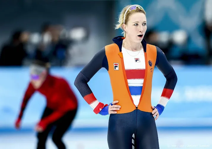 achtereekte verruilt schaatsen voor wielrennen