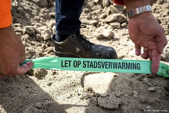 acm onderzoekt winstmodel van warmteleveranciers