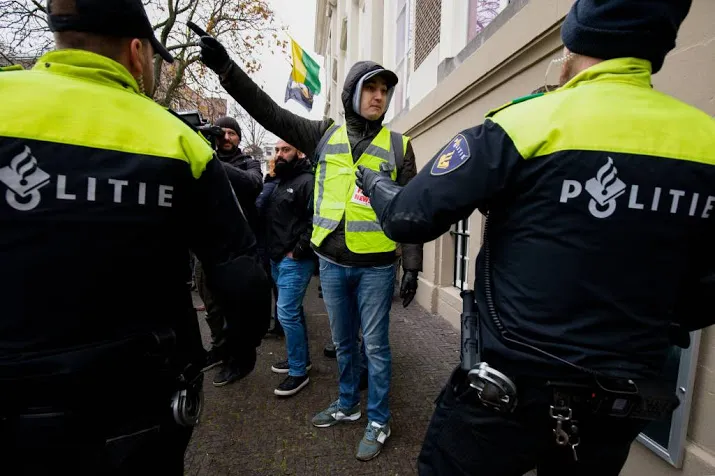 actievoerder gele hesjes maastricht weer vrij