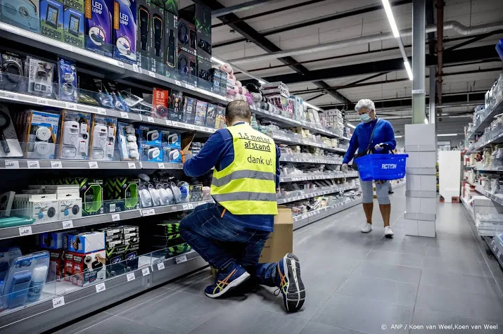 action blij met loskomen ever given geen zorgen over leveringen
