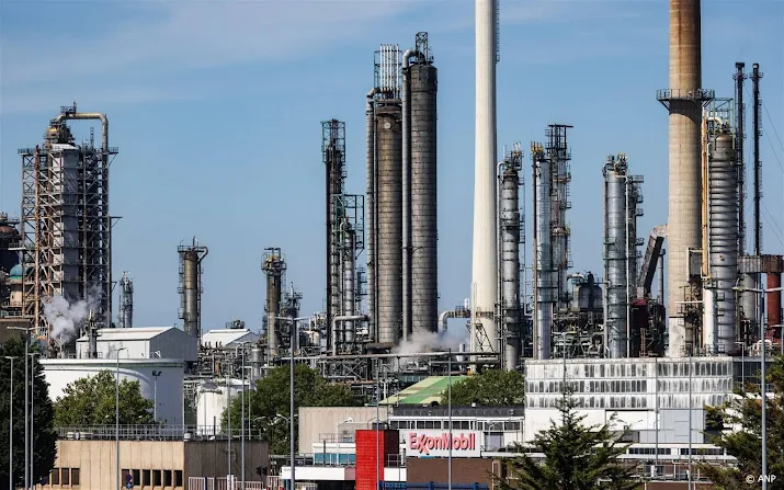 activisten trekken klimaatplan exxonmobil in uit angst rechtszaak