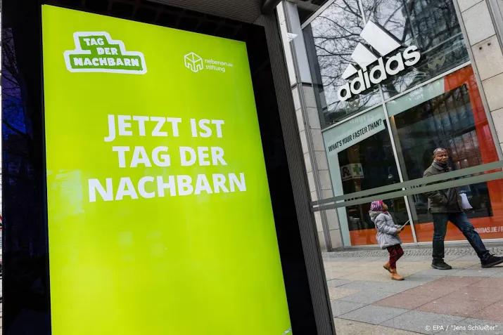 adidas betaalt toch winkelhuur en biedt excuses aan