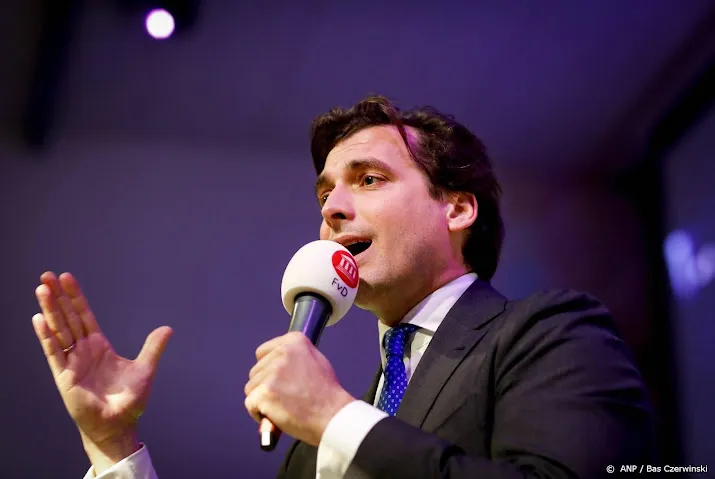 advies geen reden voor vervolging baudet om racistische appjes