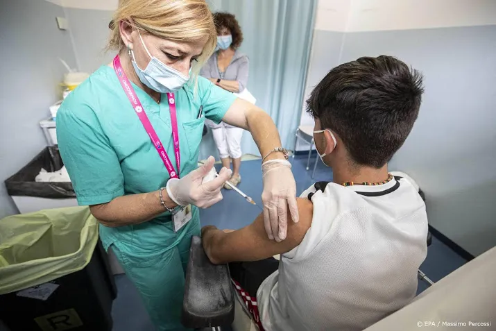 advies van gezondheidsraad over vaccineren tieners met pfizer