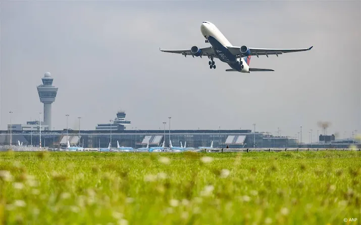 advocaat generaal krimp schiphol niet zonder toestemming eu