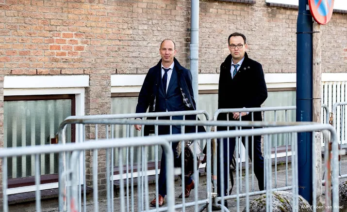 advocaat holleeder besluit hoge raad negeren