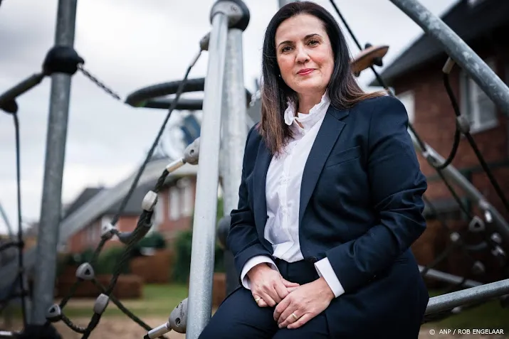 advocate gonzalez perez krijgt prijs voor rol in toeslagenaffaire