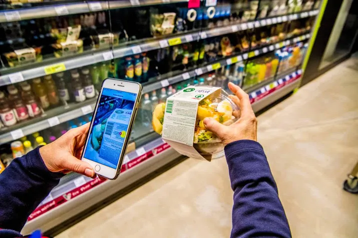 afrekenen met mobiel bij kassa wint terrein