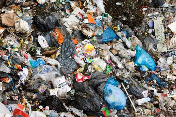 afvalverwerker renewi blijft het goed doen