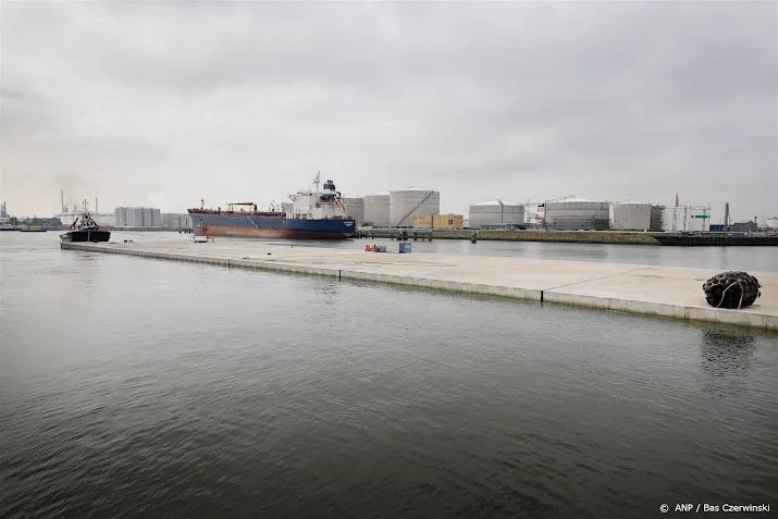 afzinken tweede deel maasdeltatunnel begint