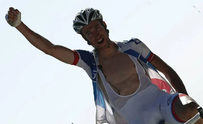 ag2r vervangt geniez in de tour voor frank