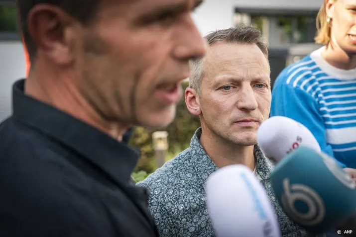 agractie kabinet gaat in op voorwaarden voor gesprek