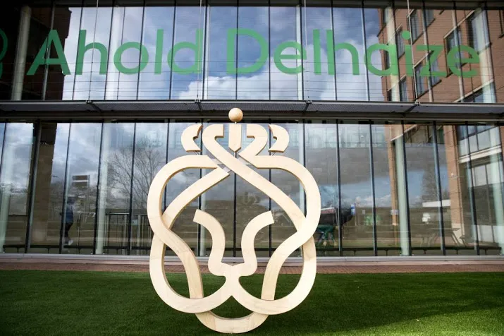 ahold activist ciam dreigt met rechter