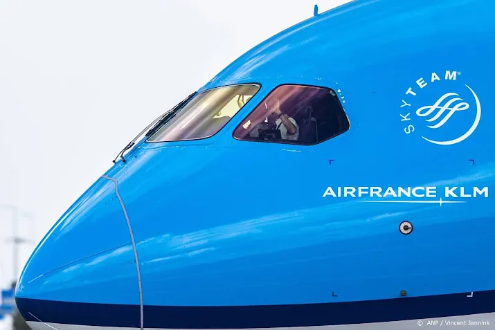 air france klm merkt aantrekkende vraag naar vluchten vs
