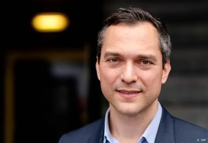 airbnb denkt opnieuw aan verhoging prijs beursgang
