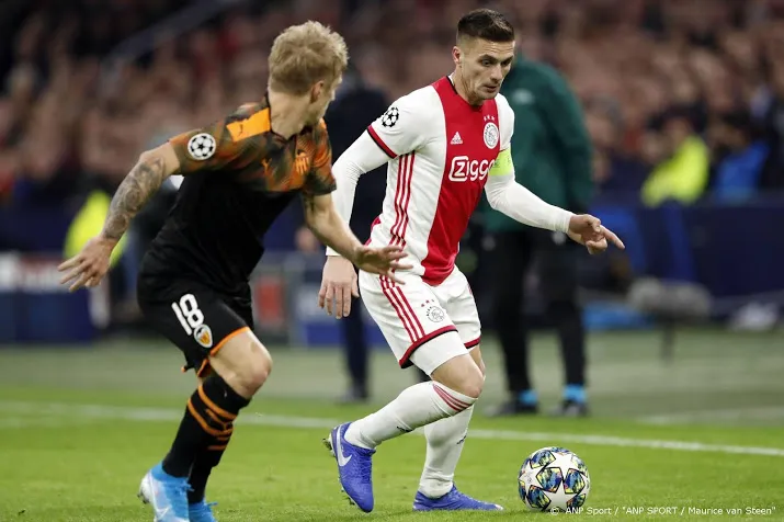ajax aanvoerder tadic uitschakeling doet pijn