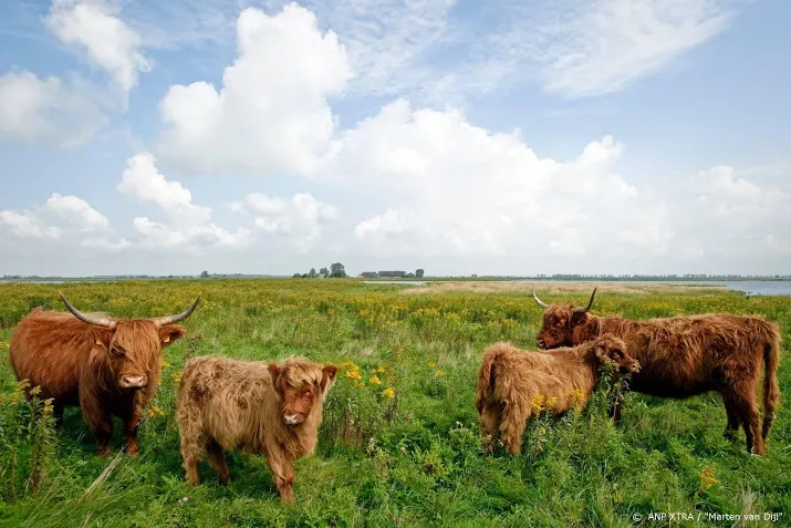 al 16 000 natuurfotos tegen kabinetsplannen
