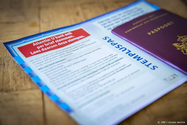 al duizenden briefstemmen binnen bij gemeenten