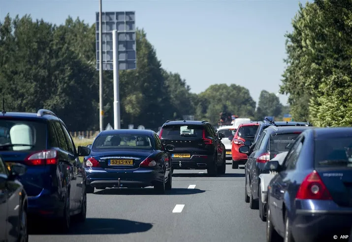 al veel drukte op de wegen door aankomend pinksterweekend