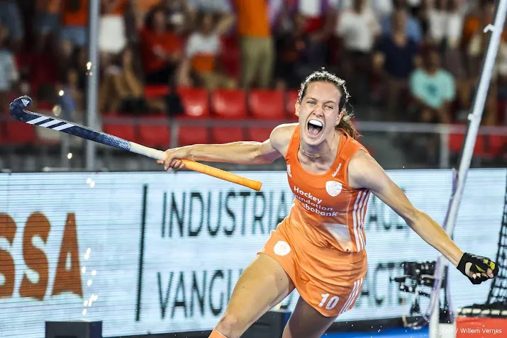 albers uitgeroepen tot beste hockeyster ter wereld