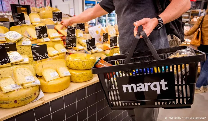 albert heijn koopt nog twee filialen marqt
