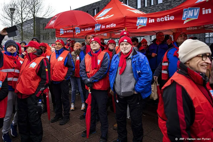 albert heijn ziet bevoorrading winkels teruglopen door staking