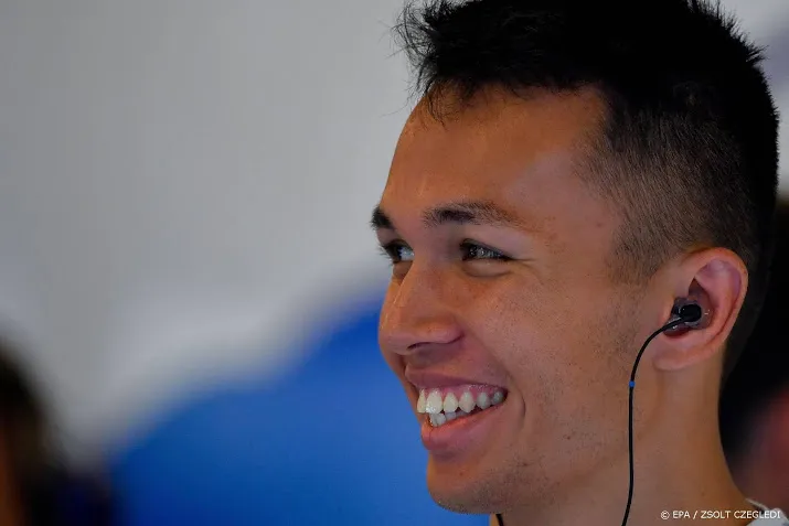 albon vervangt gasly bij red bull