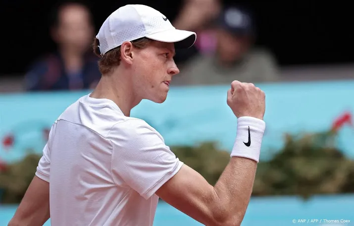 alcaraz en sinner bereiken in drie sets kwartfinales madrid