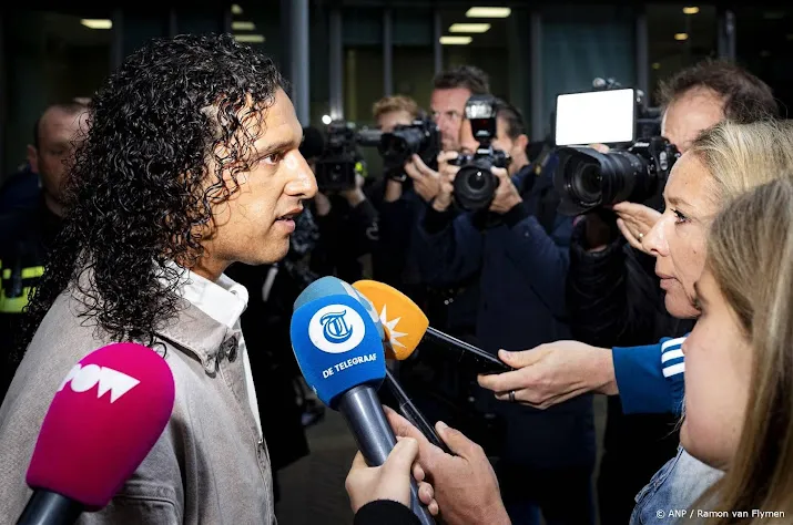 ali b reageert op strafeis ik heb zin in het pleidooi