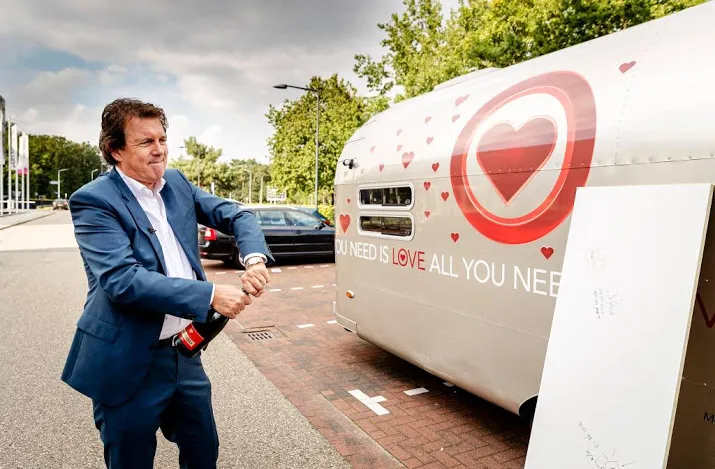 all you need is love weer kijkcijfertopper