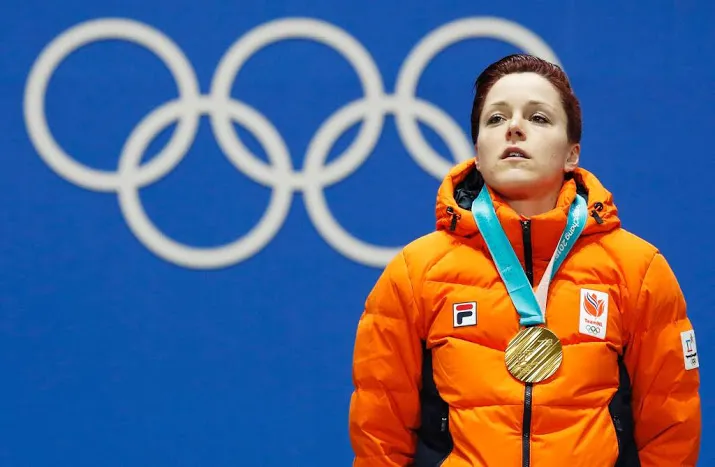 alle aandacht naar shorttrackers