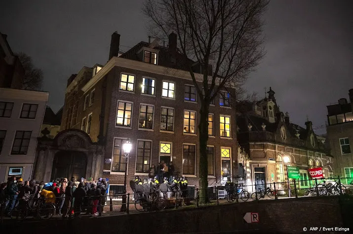 alle arrestanten bezetting uva gebouw weer vrij