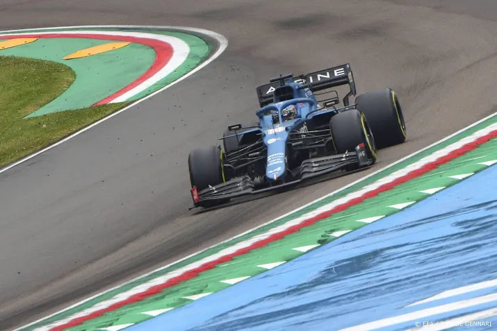 alonso krijgt na tijdstraf raikkonen eerste punt bij terugkeer f1