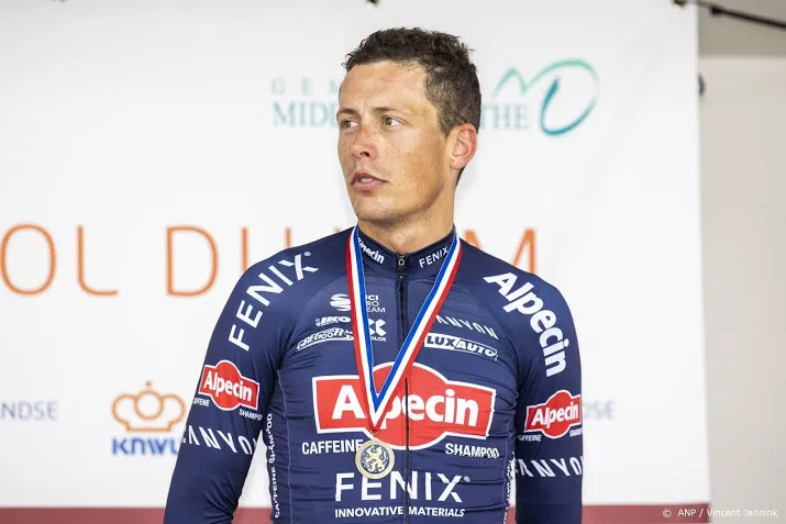 alpecin fenix verlengt contract renner riesebeek tot eind 2023
