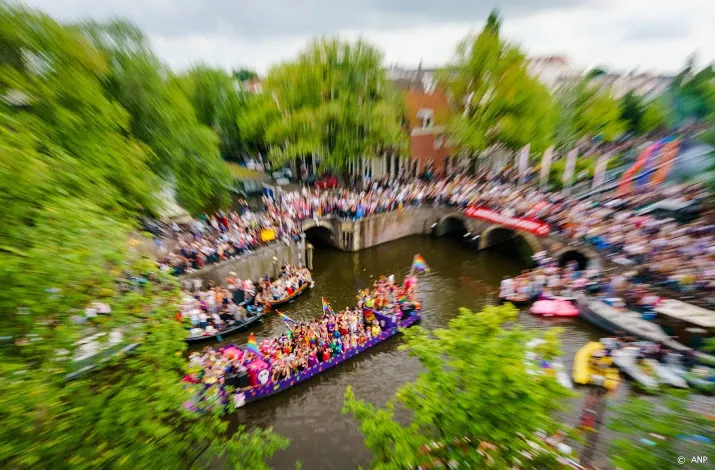 alternatieve pride amsterdam minder groots maar toch zichtbaar