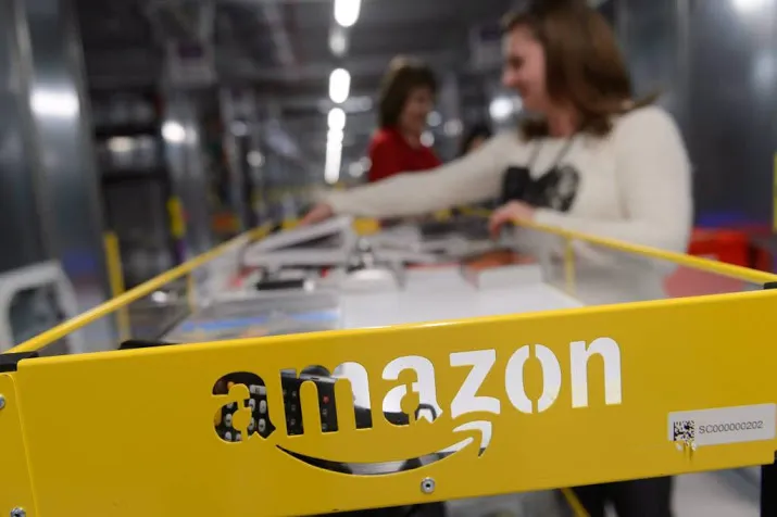 amazon omlaag op wall street na tweet trump