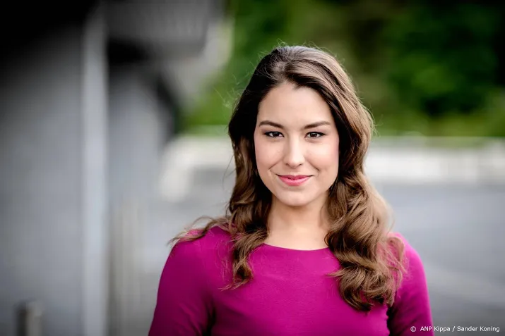 amber brantsen breekt journaaluitzending af vanwege misselijkheid