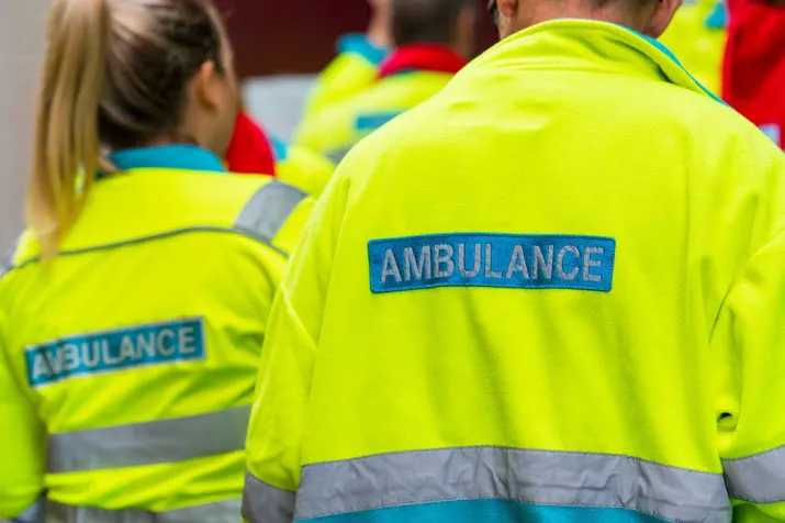 ambulancepersoneel kondigt hardere acties aan