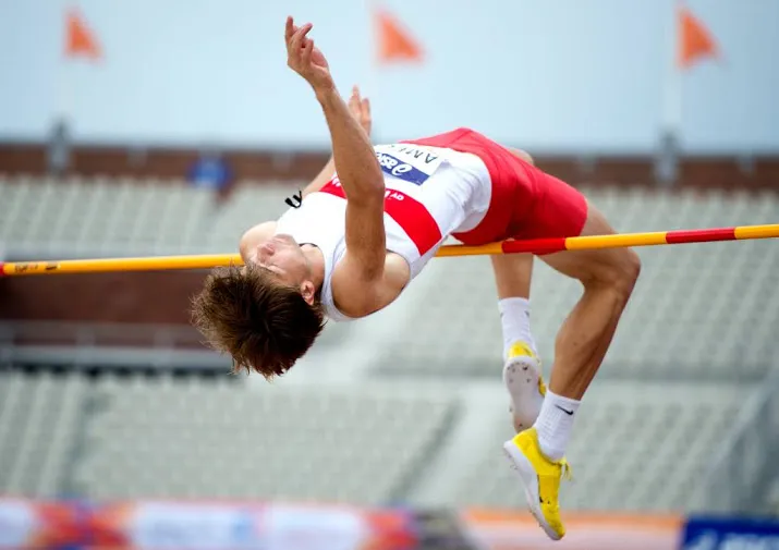 amels achtste in finale hoogspringen