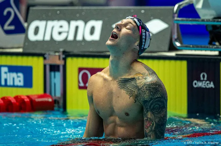 amerikaan dressel zwemt wereldrecord op wisselslag