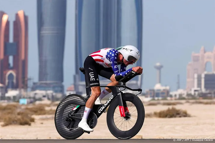 amerikaan mcnulty nieuwe leider uae tour na winst in tijdrit