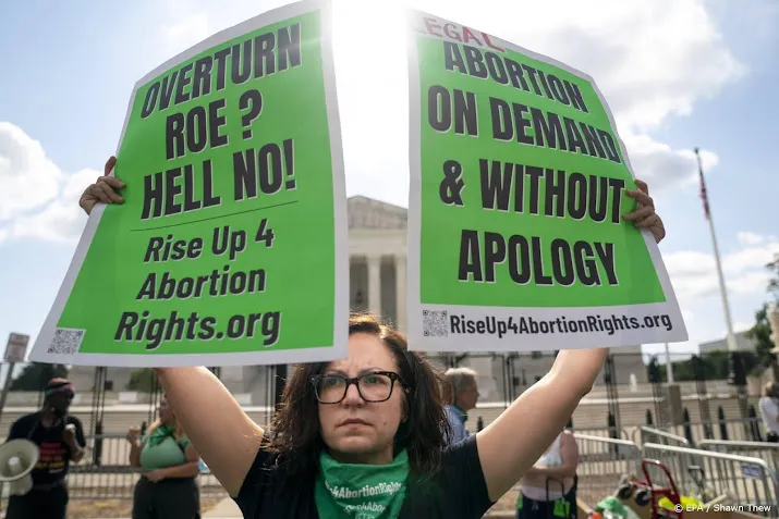 amerikaanse bedrijven bieden personeel steun bij abortus aan