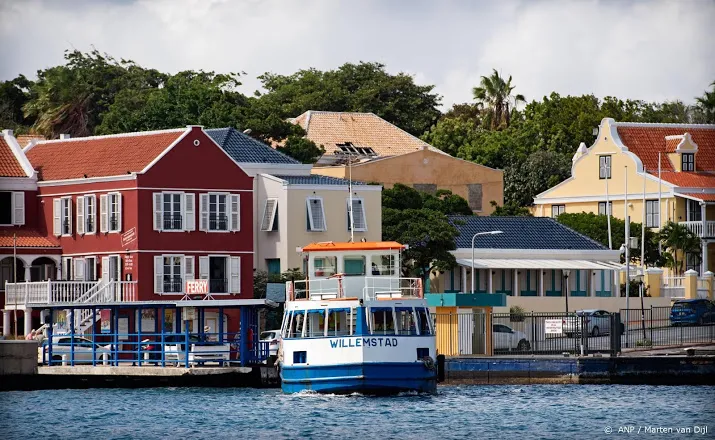 amerikaanse hulpgoederen op curacao aangekomen