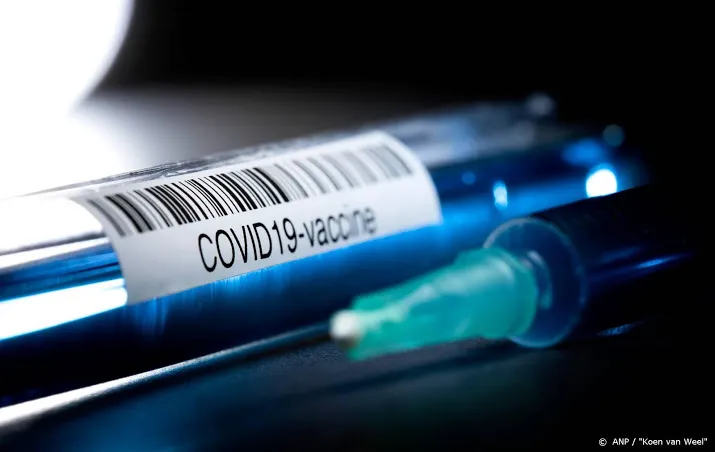amerikanen kopen 100 miljoen doses van potentieel coronavaccin