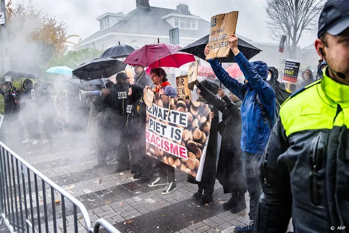 amnesty schrikt van gebeurtenissen de lier en reactie burgemeester