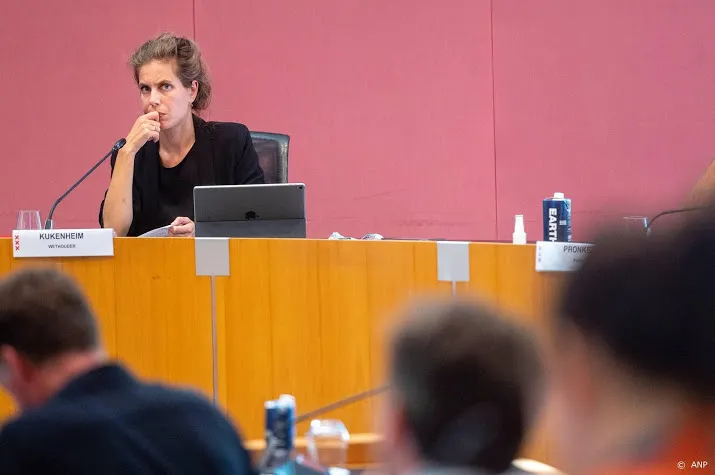 amsterdam gaat wachttijden jeugdhulp te lijf