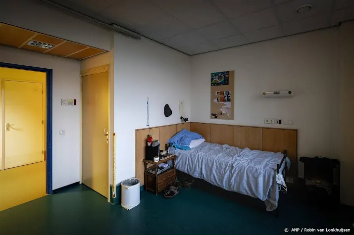 amsterdam komt met extra opvangplekken voor daklozen