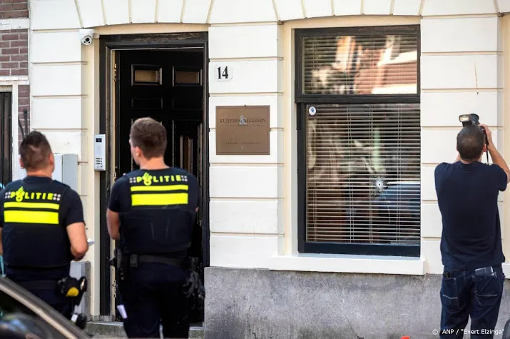 amsterdams advocatenkantoor beschoten