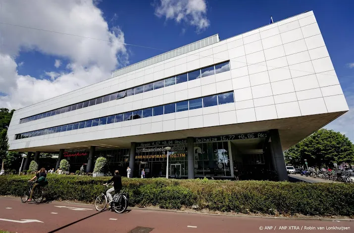 amsterdamse kantoren marktplaats bnr en fd ontruimd na dreigement