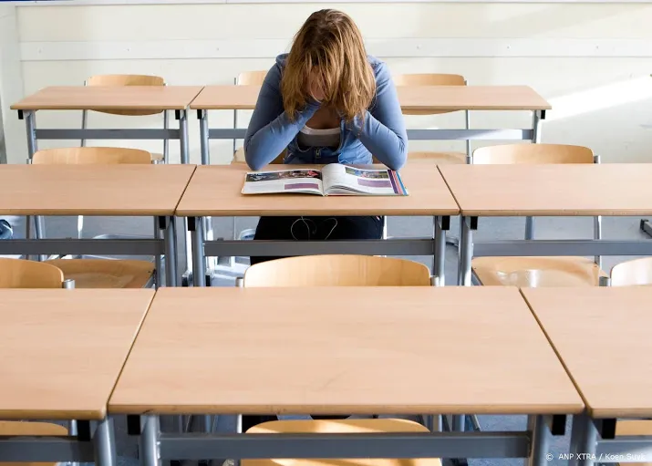 amsterdamse nachtclub biedt studieplek